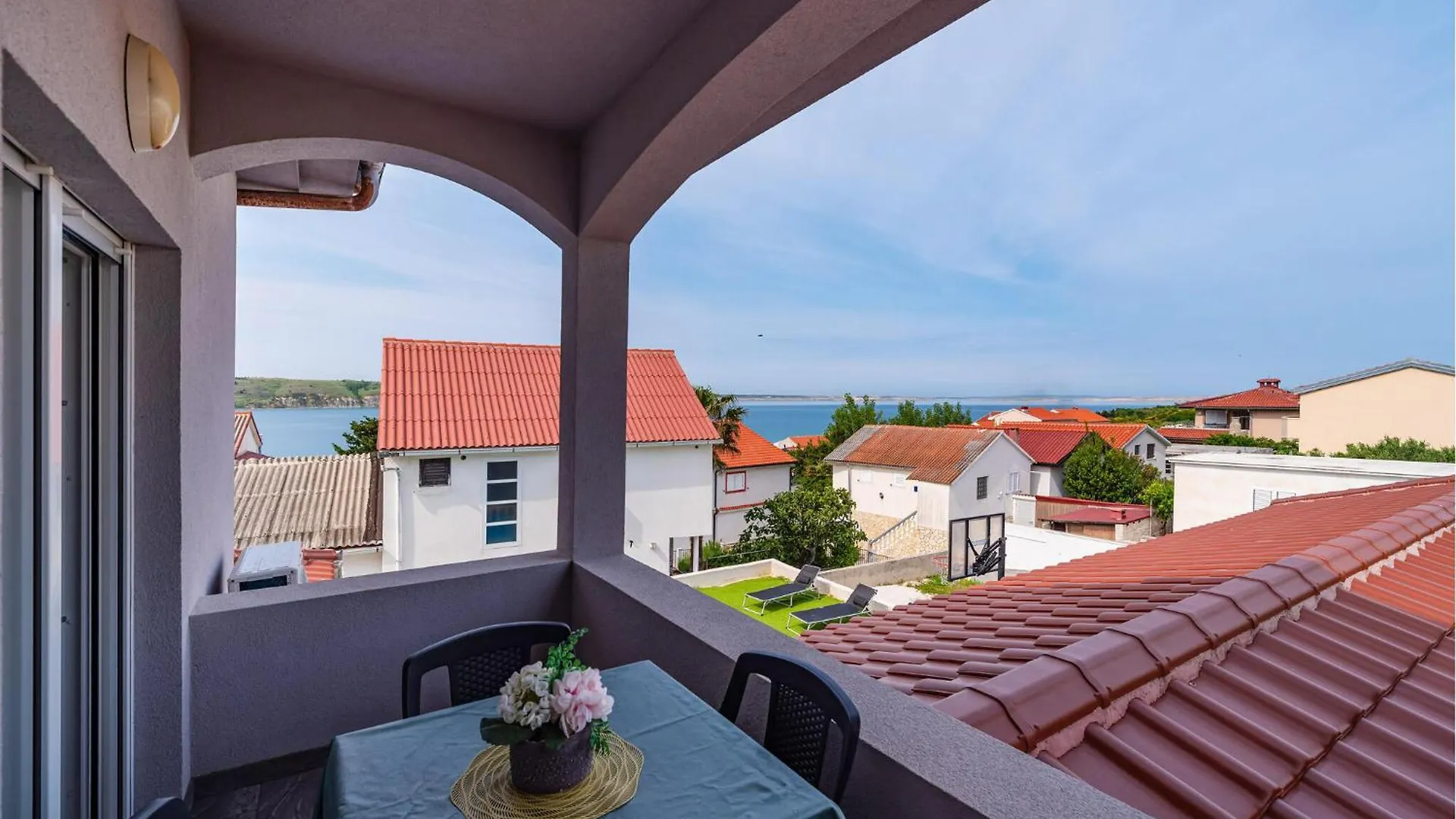 Beautiful Apartment In Rtina With Wifi
