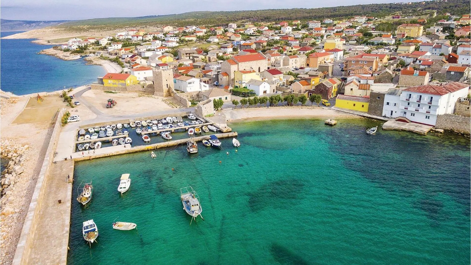 Beautiful Apartment In Rtina With Wifi